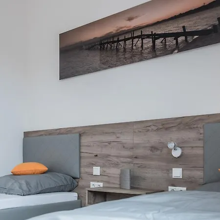 Firstsleep Boardinghouse Griesfeldstrasse Monachium
